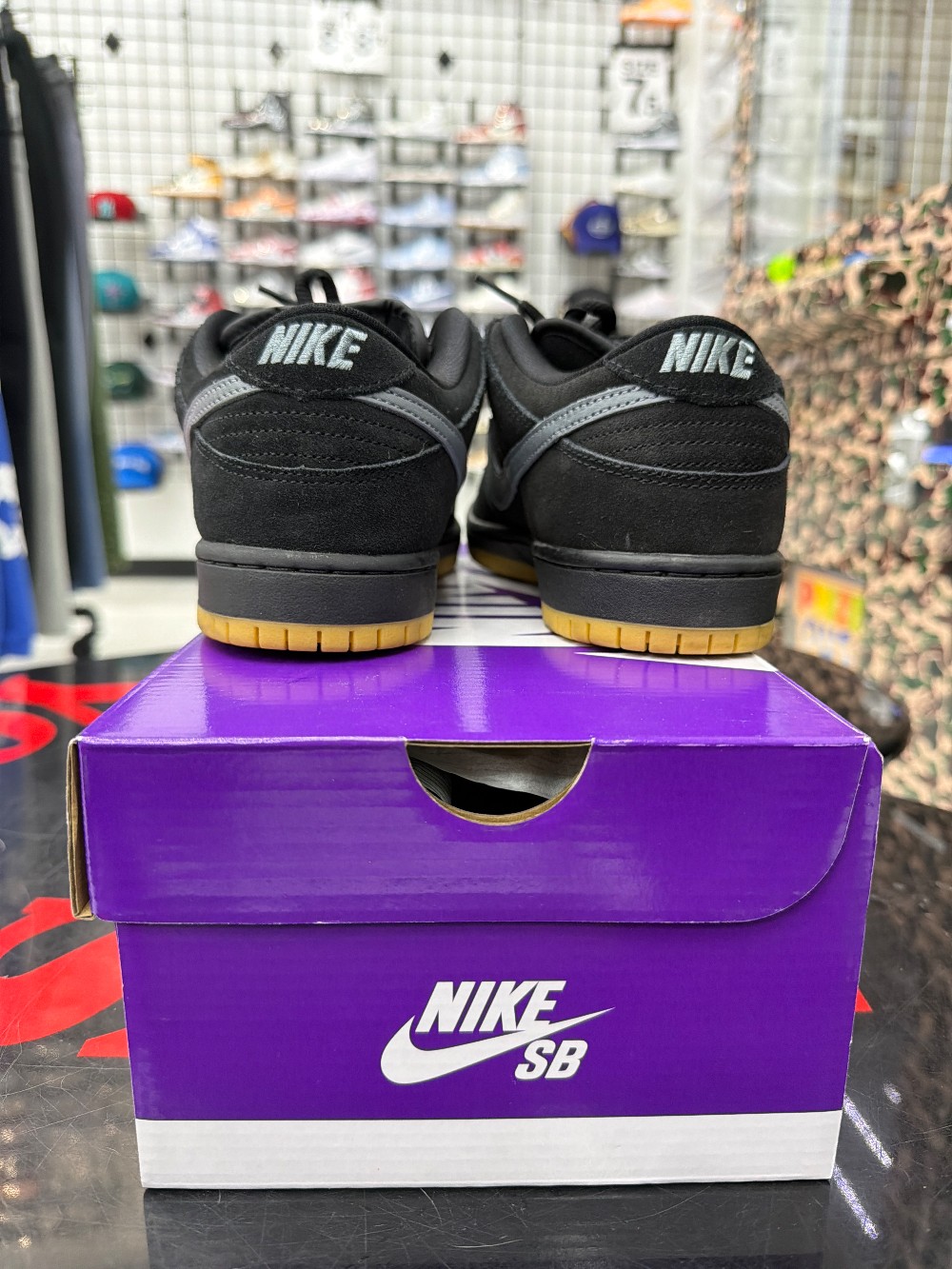 *USED* NIKE SB DUNK LOW - FOG
