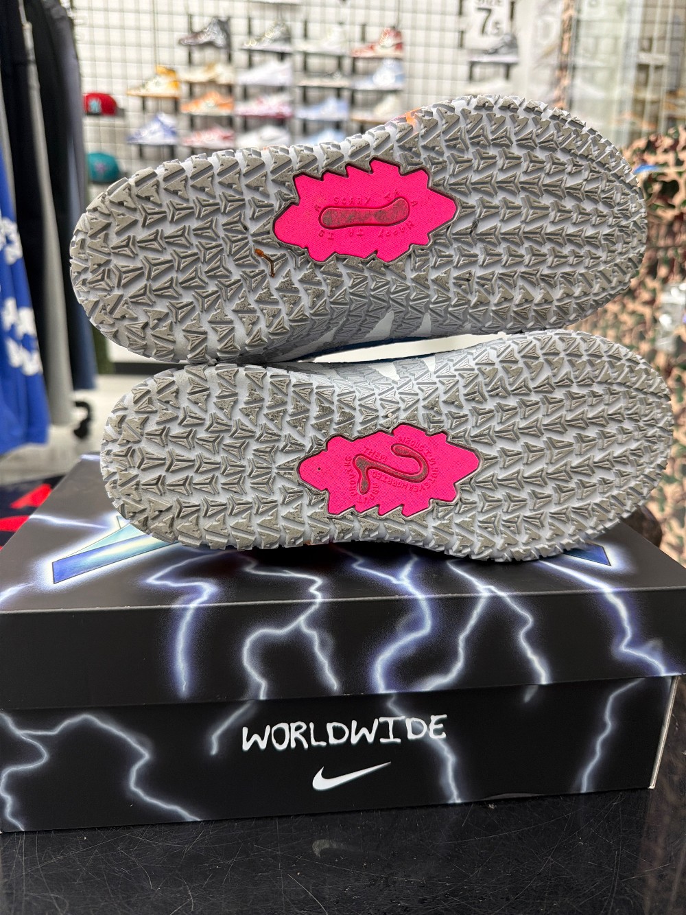 *USED* NIKE JA 3 (GS) - LIGHT SHOW