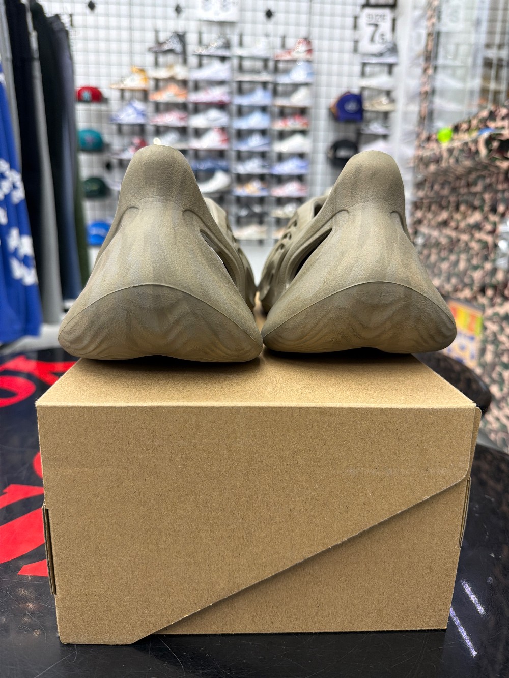 *USED* YEEZY FOAM RNR - STONE SAGE
