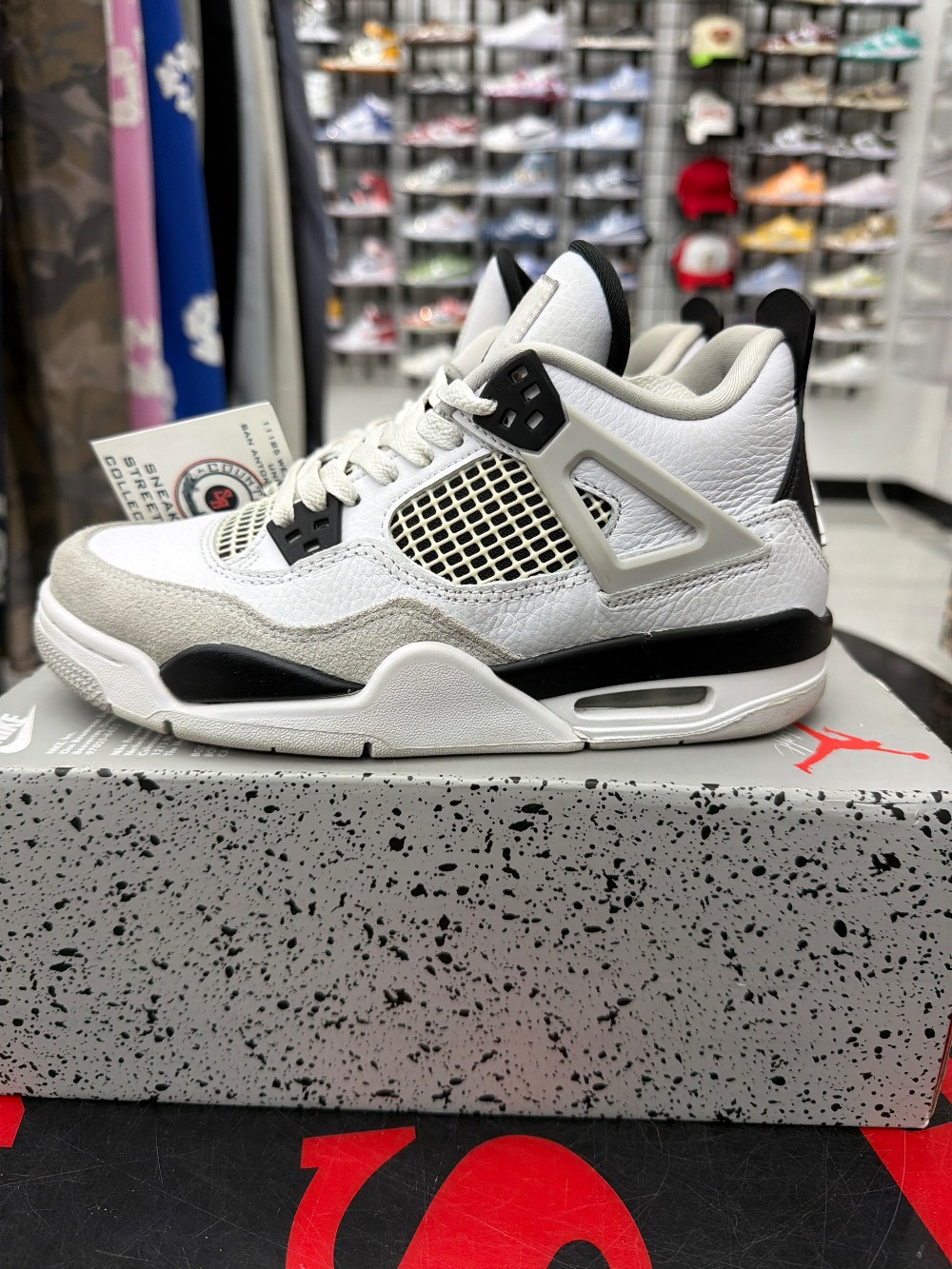 *USED/NO BOX LID* AJ 4 (GS) - MILITARY BLACK