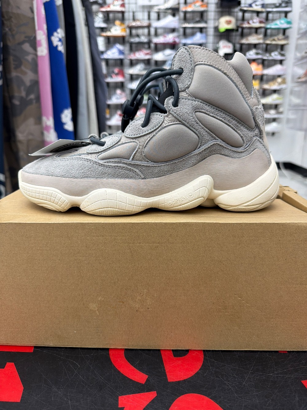 *USED* YEEZY 500 BOOST HIGH - MIST STONE