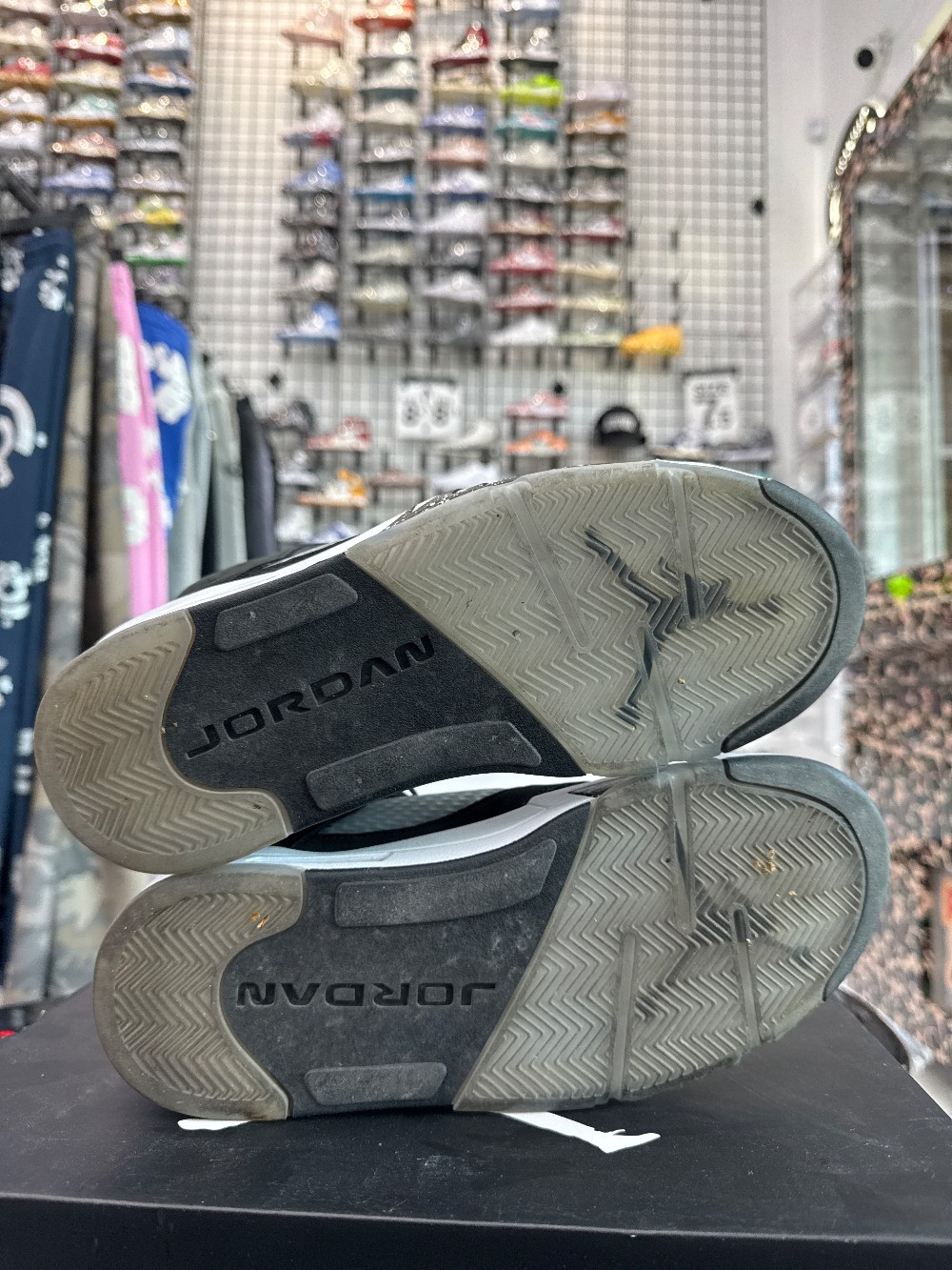 *USED* AJ 5 - MOONLIGHT (2021)