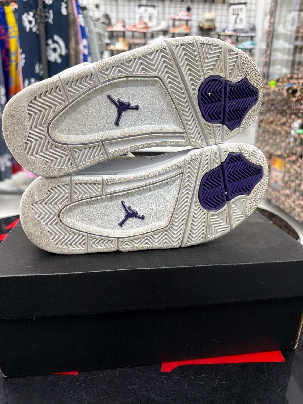 *USED* AJ 4 - METALLIC PURPLE