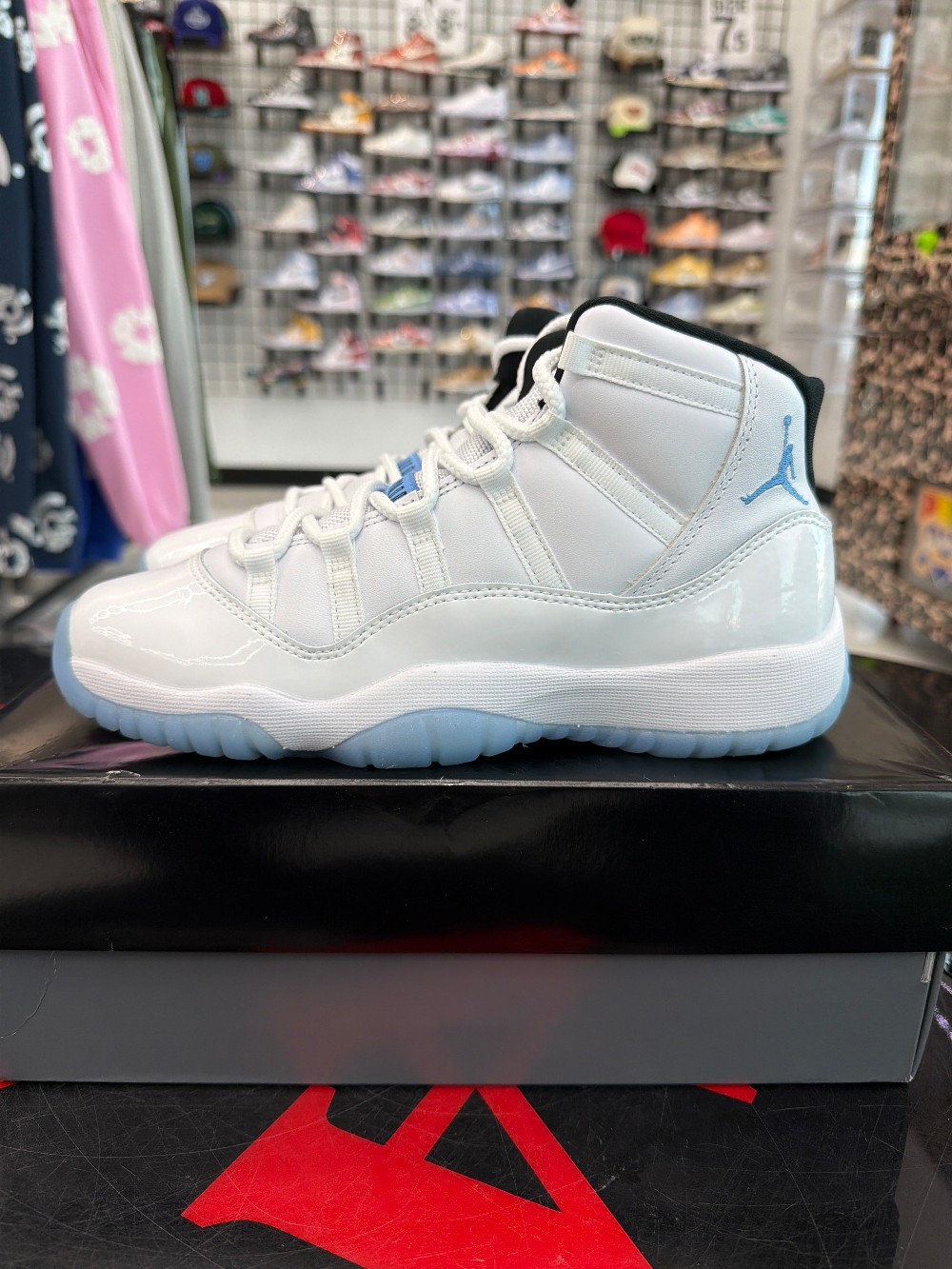 *USED* AJ 11 (GS) - LEGEND BLUE (2024)