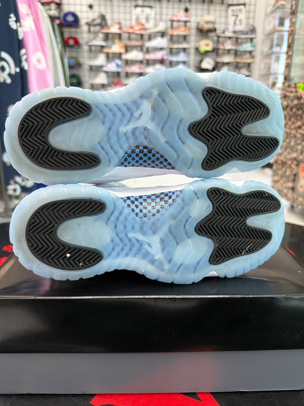 *USED* AJ 11 (GS) - LEGEND BLUE (2024)