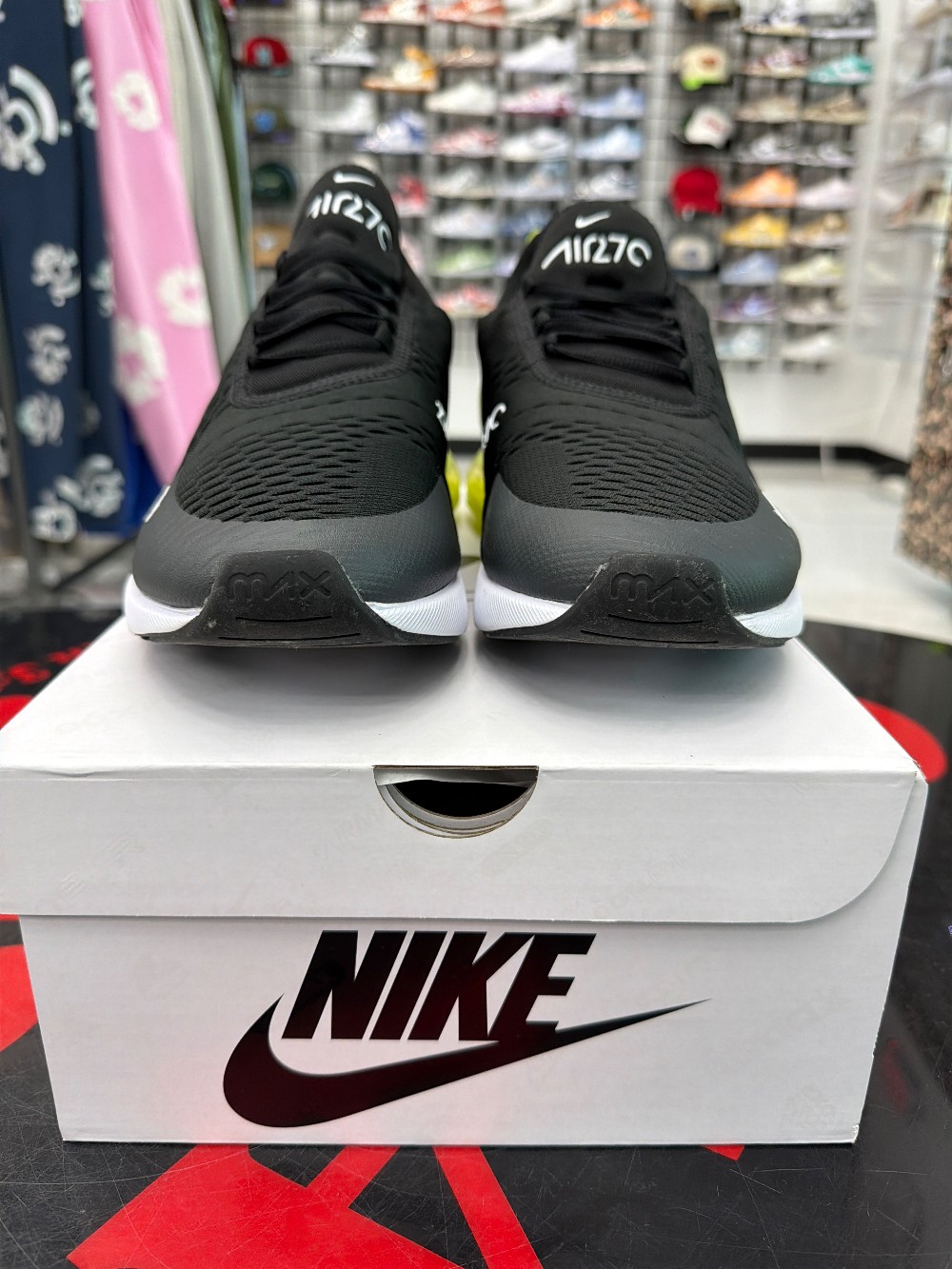 *USED* NIKE AIR MAX 270 - LIGHT LEMON TWIST BLACK