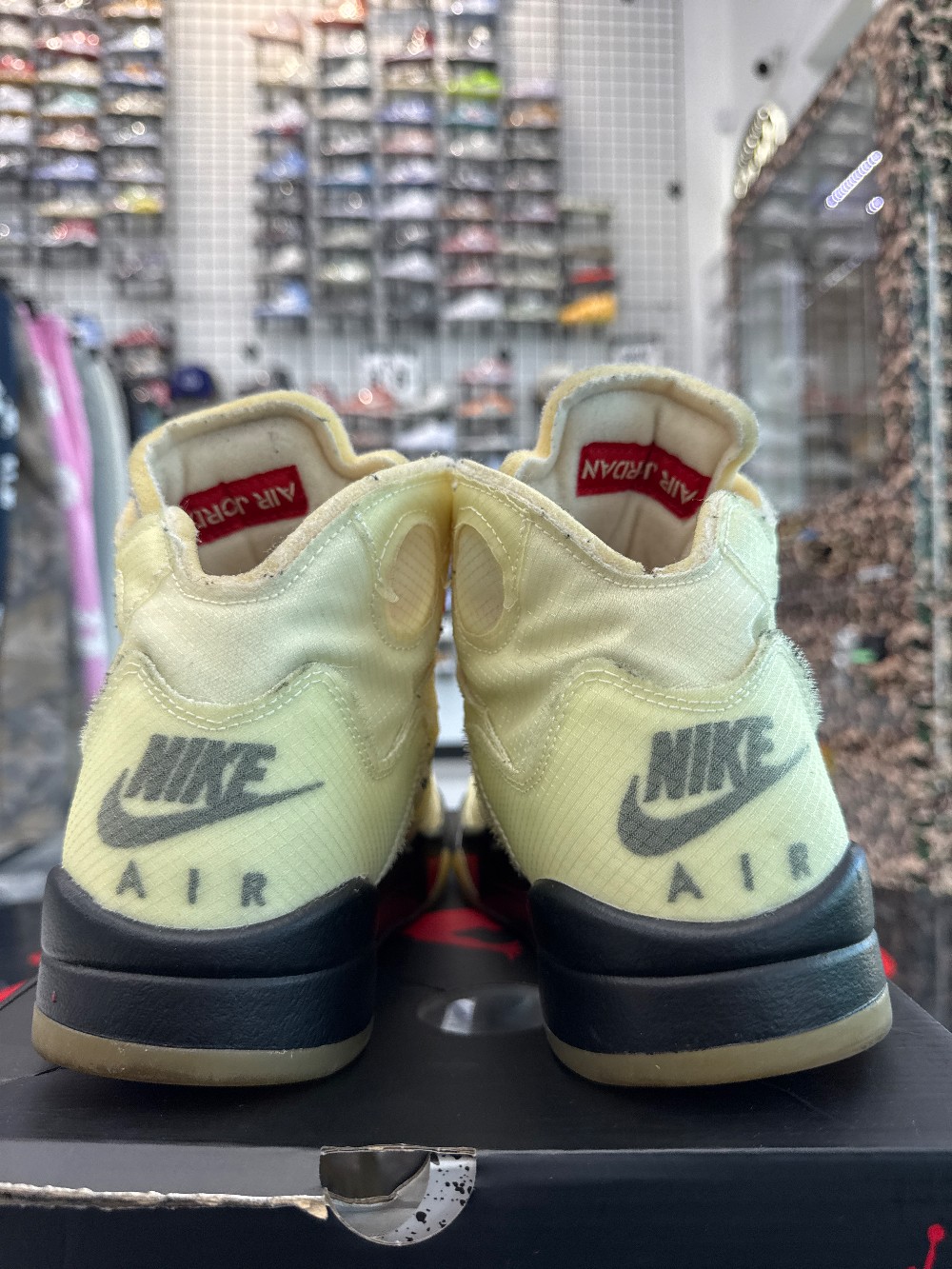 *USED* AJ 5 X OFF-WHITE - SAIL