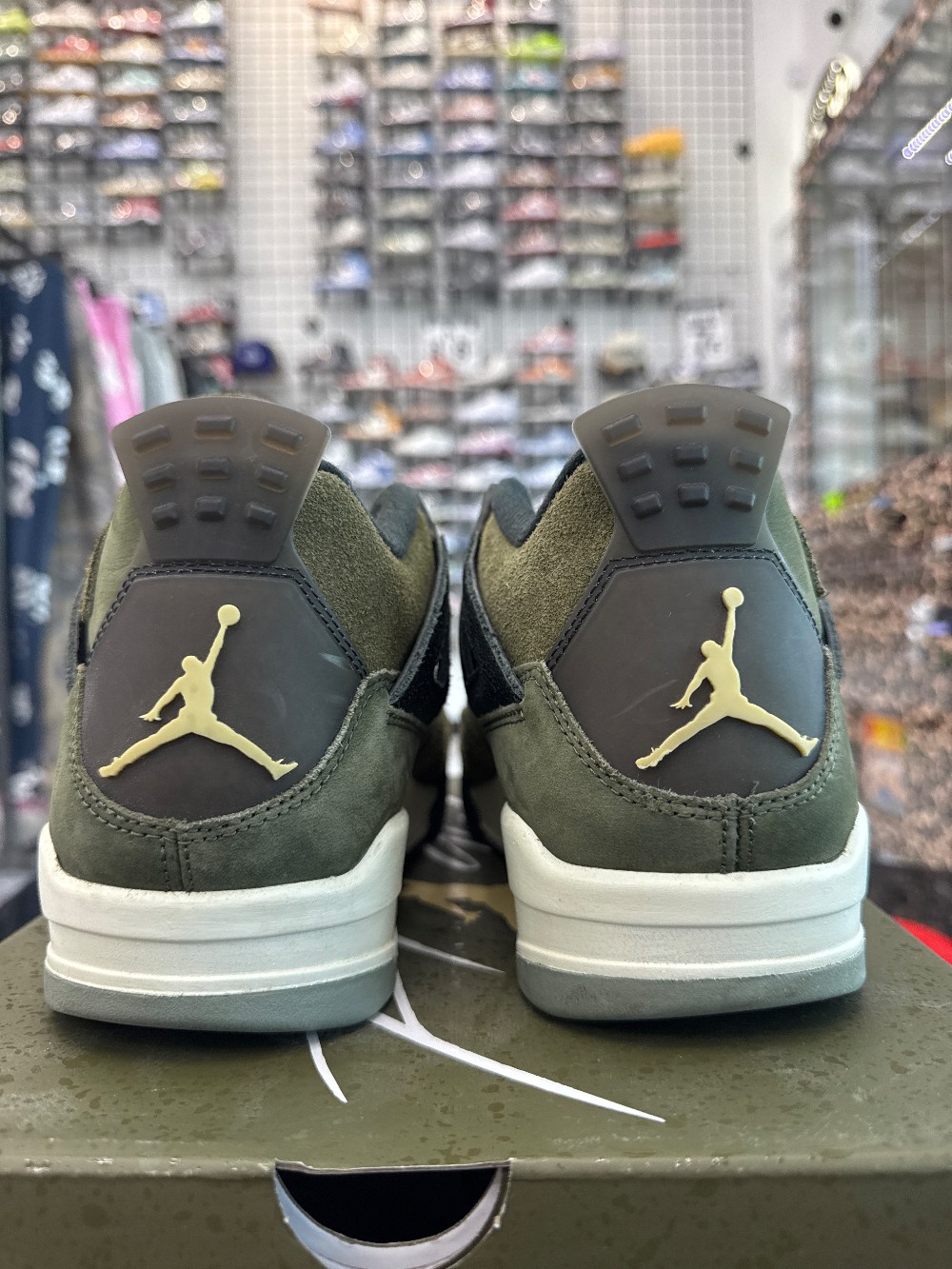 *USED* AJ 4 SE - CRAFT MEDIUM OLIVE