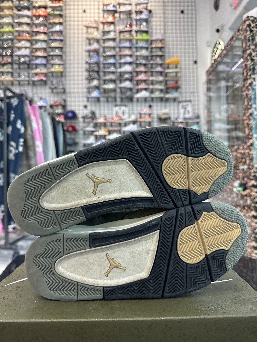 *USED* AJ 4 SE - CRAFT MEDIUM OLIVE