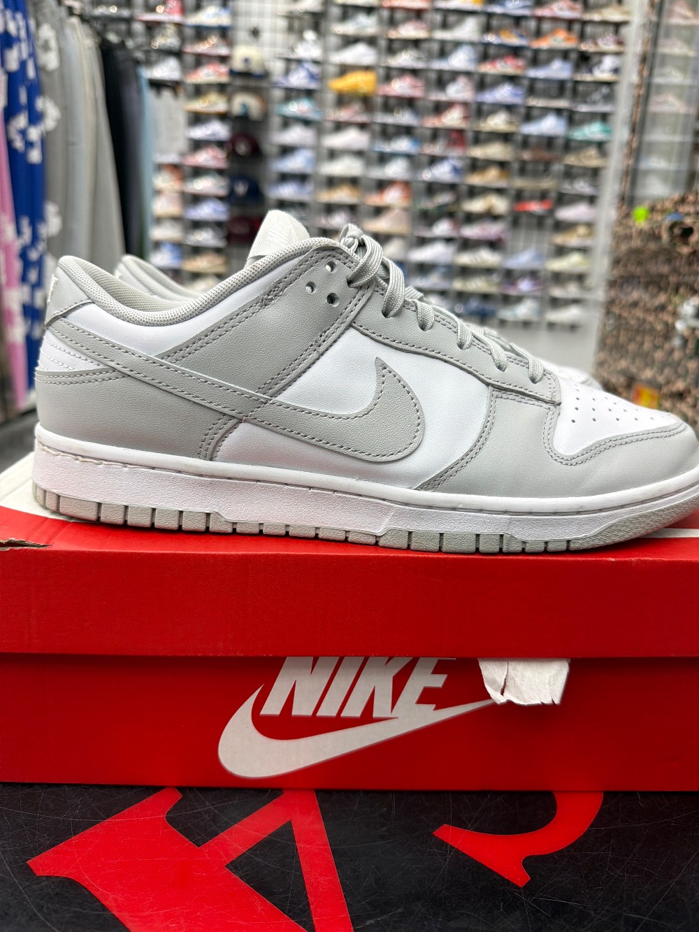 *USED* NIKE DUNK LOW - GREY FOG