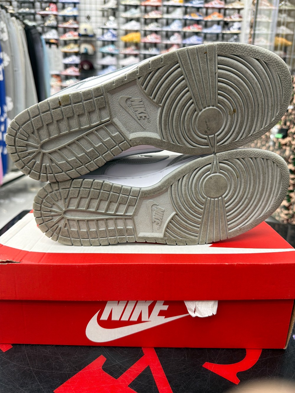 *USED* NIKE DUNK LOW - GREY FOG