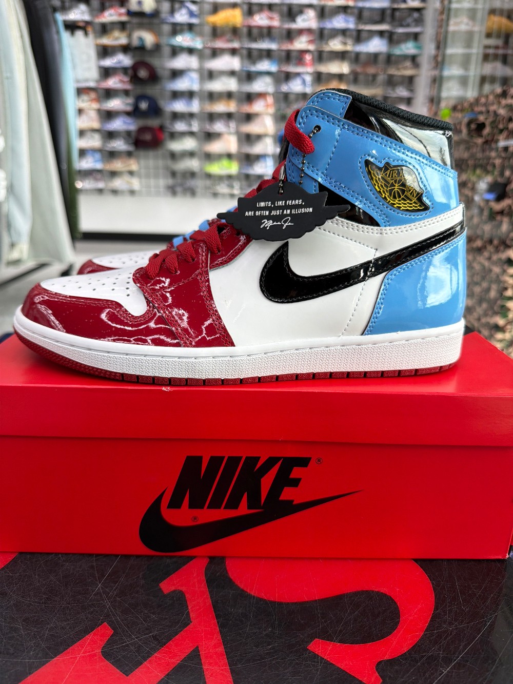 *USED* AJ 1 - FEARLESS UNC/CHICAGO