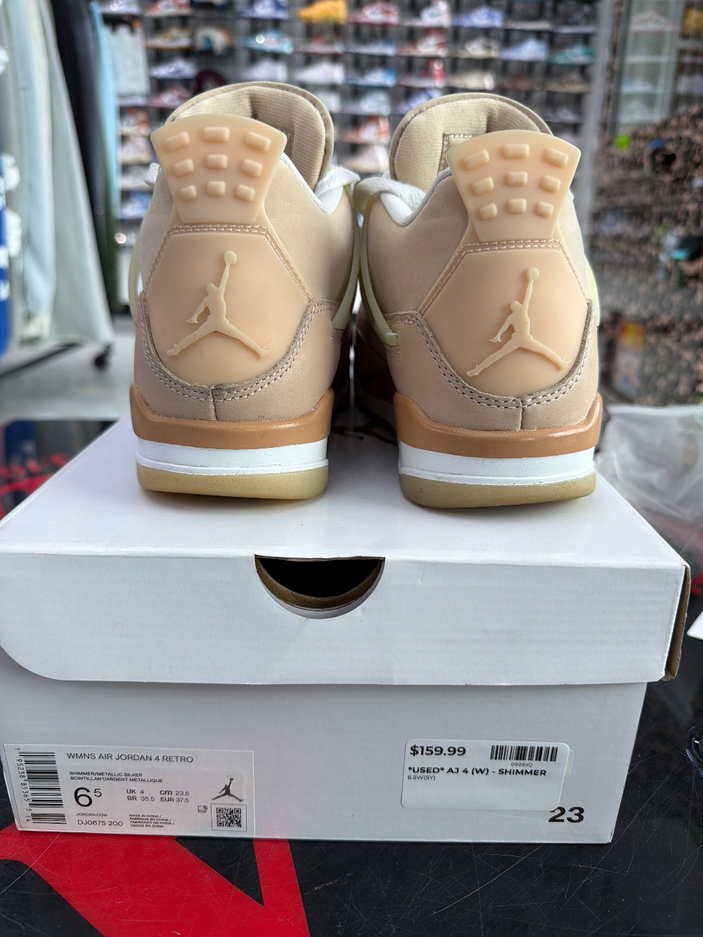 *USED* AJ 4 (W) - SHIMMER