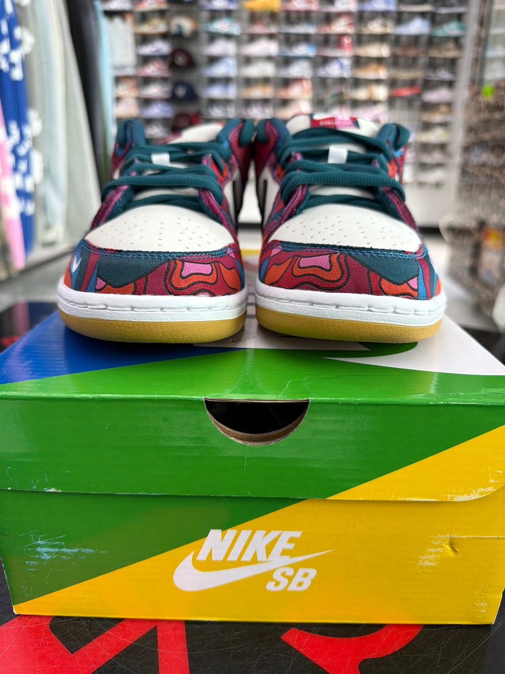 *VNDS* NIKE SB - PARRA ABSTRACT ART (2021)