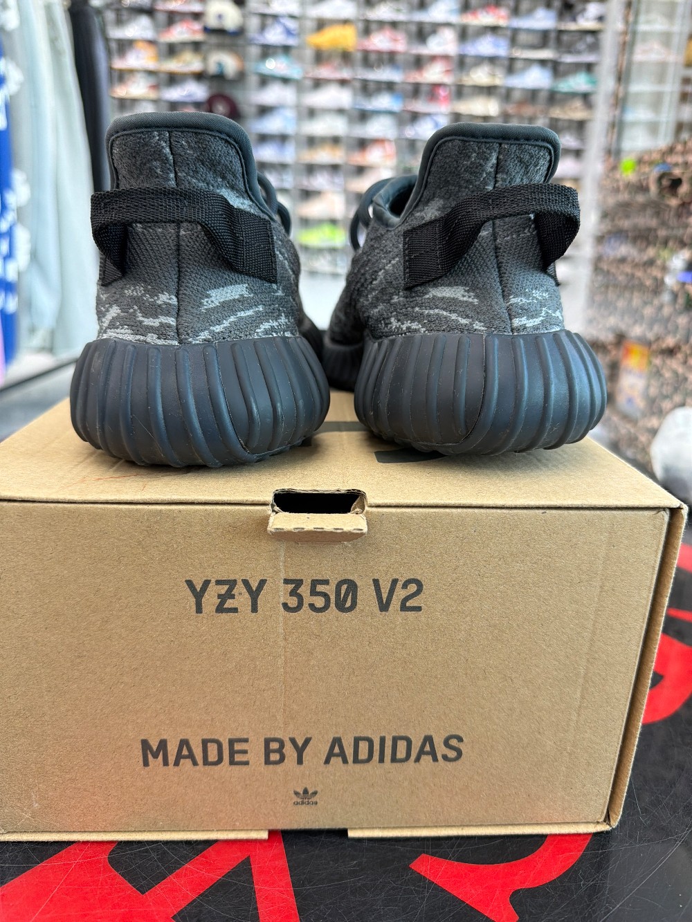 *USED* YEEZY 350 V2 - MX DARK SALT