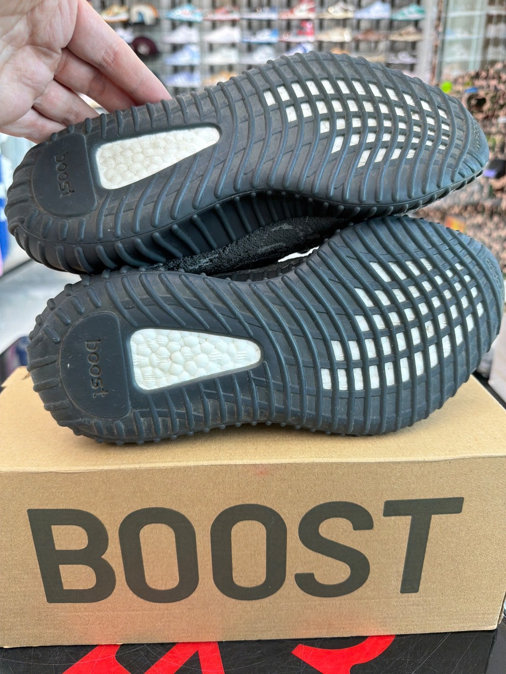*USED* YEEZY 350 V2 - MX DARK SALT