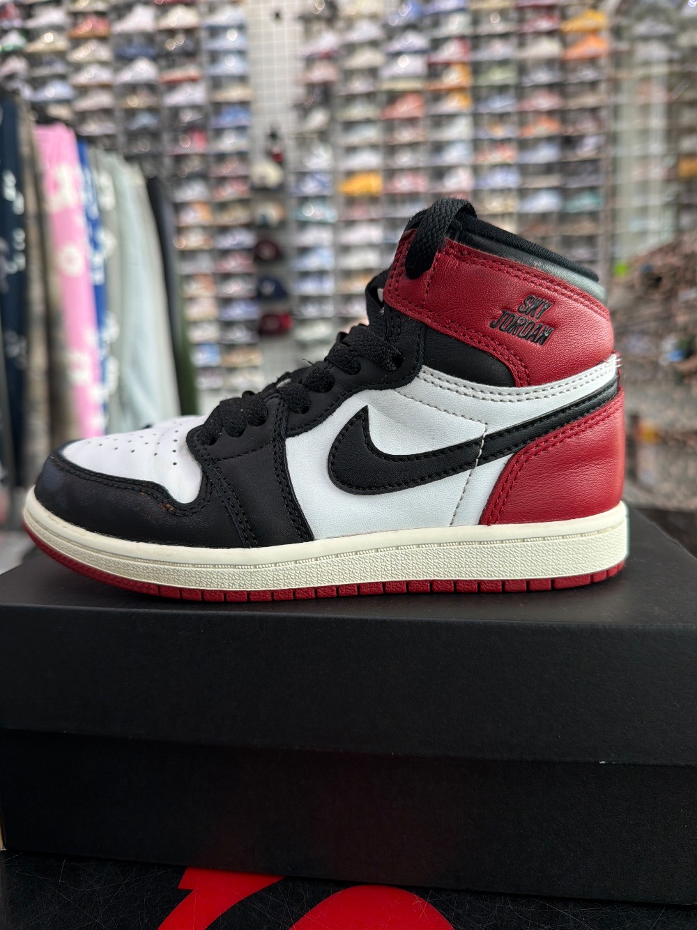 *USED* AJ 1 (PS) - BLACK TOE REIMAGINED