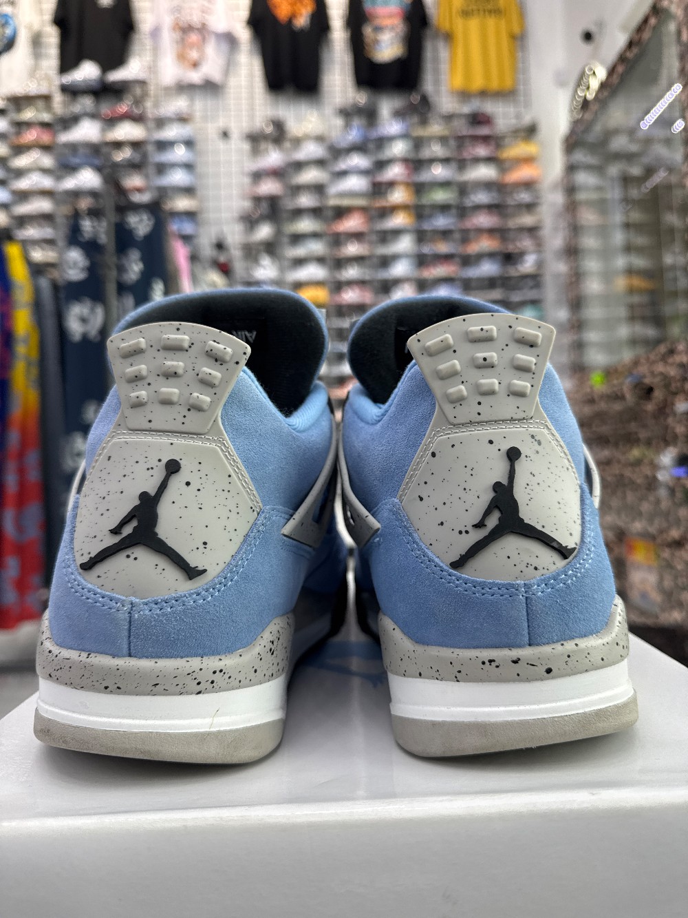 *USED* AJ 4 - UNC