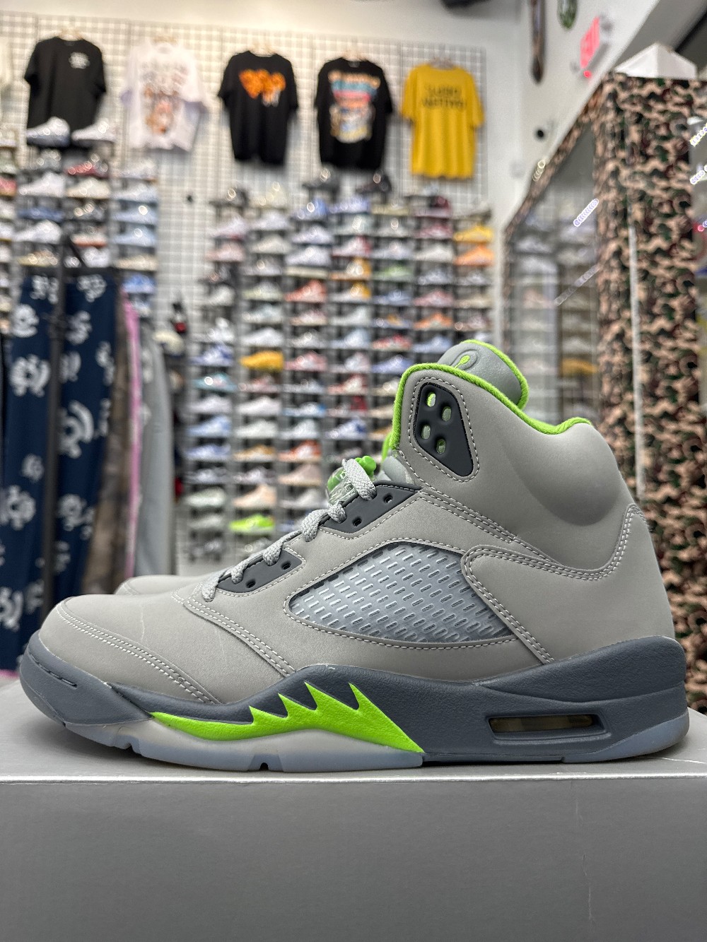 *USED* AJ 5 - GREEN BEAN (2022)