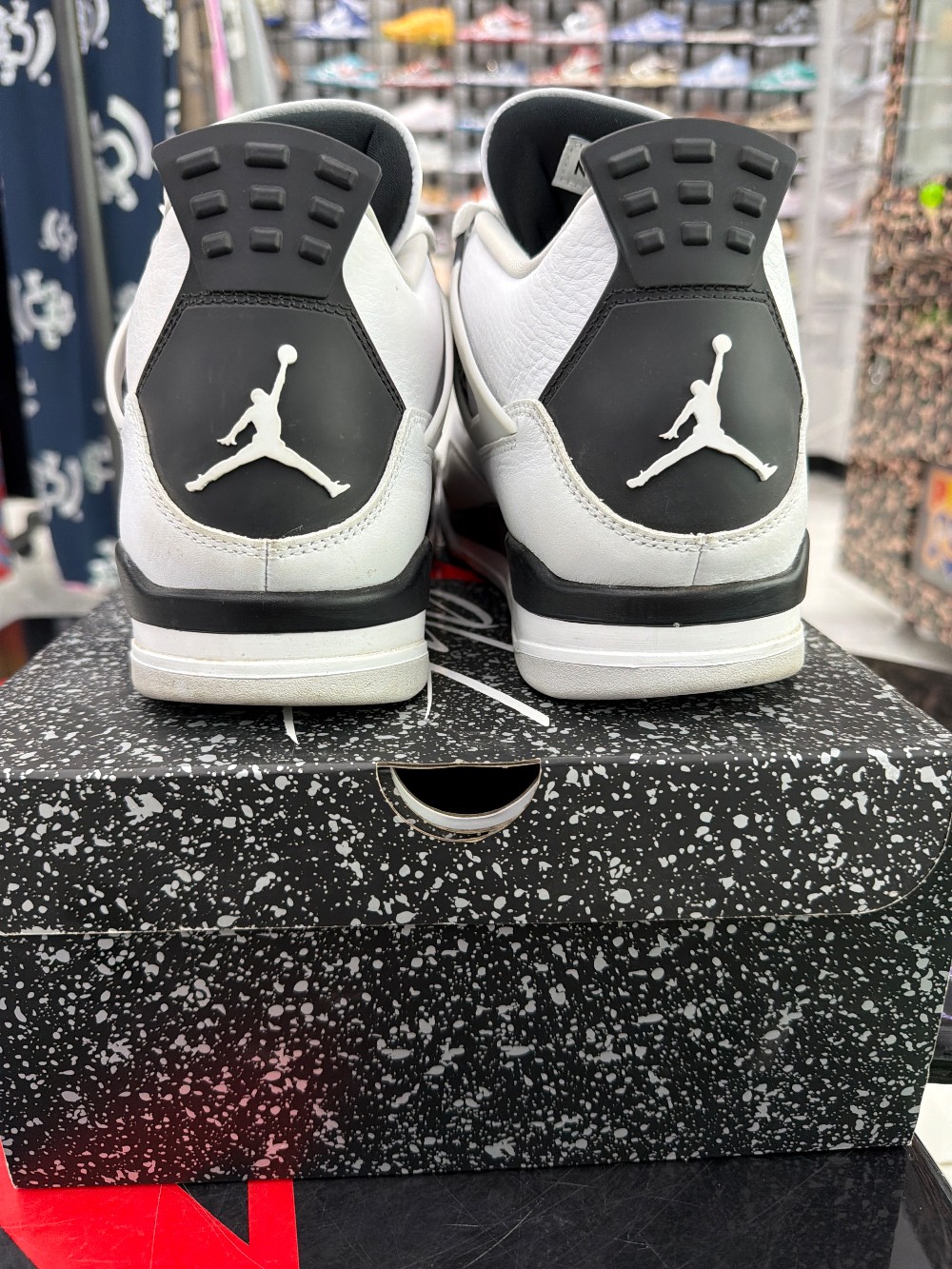 *USED* AJ 4 - MILITARY BLACK