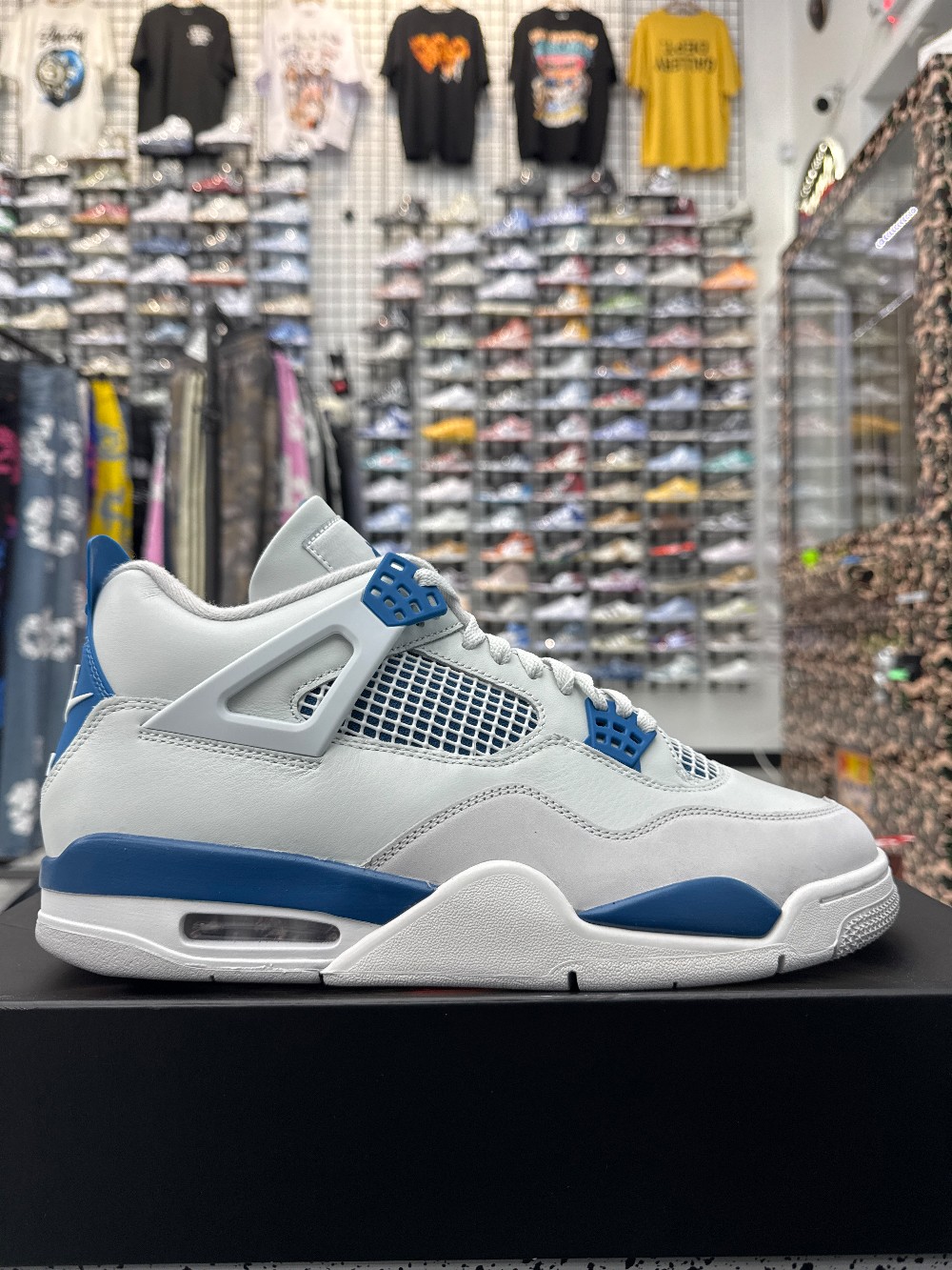 AJ 4 - MILITARY BLUE (2024)