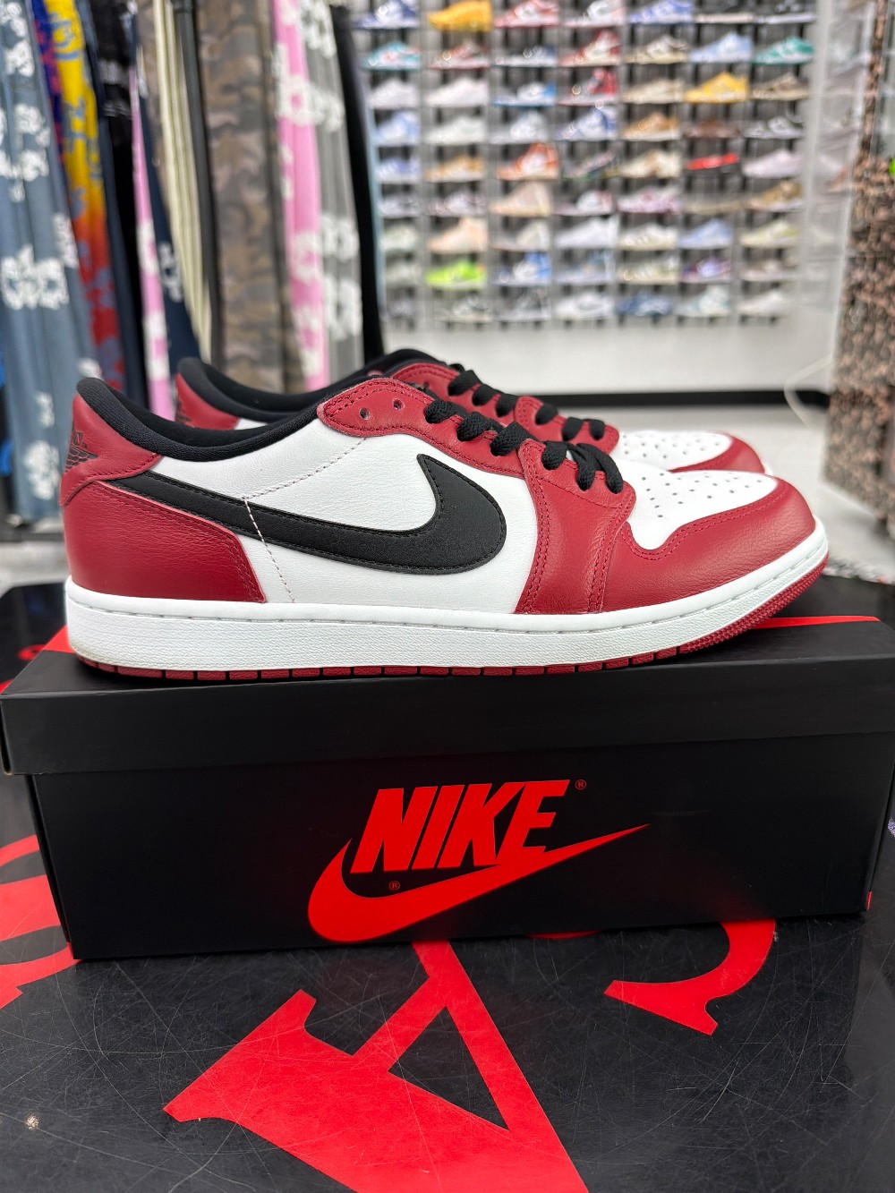 *USED* AJ 1 LOW - CHICAGO (2025)