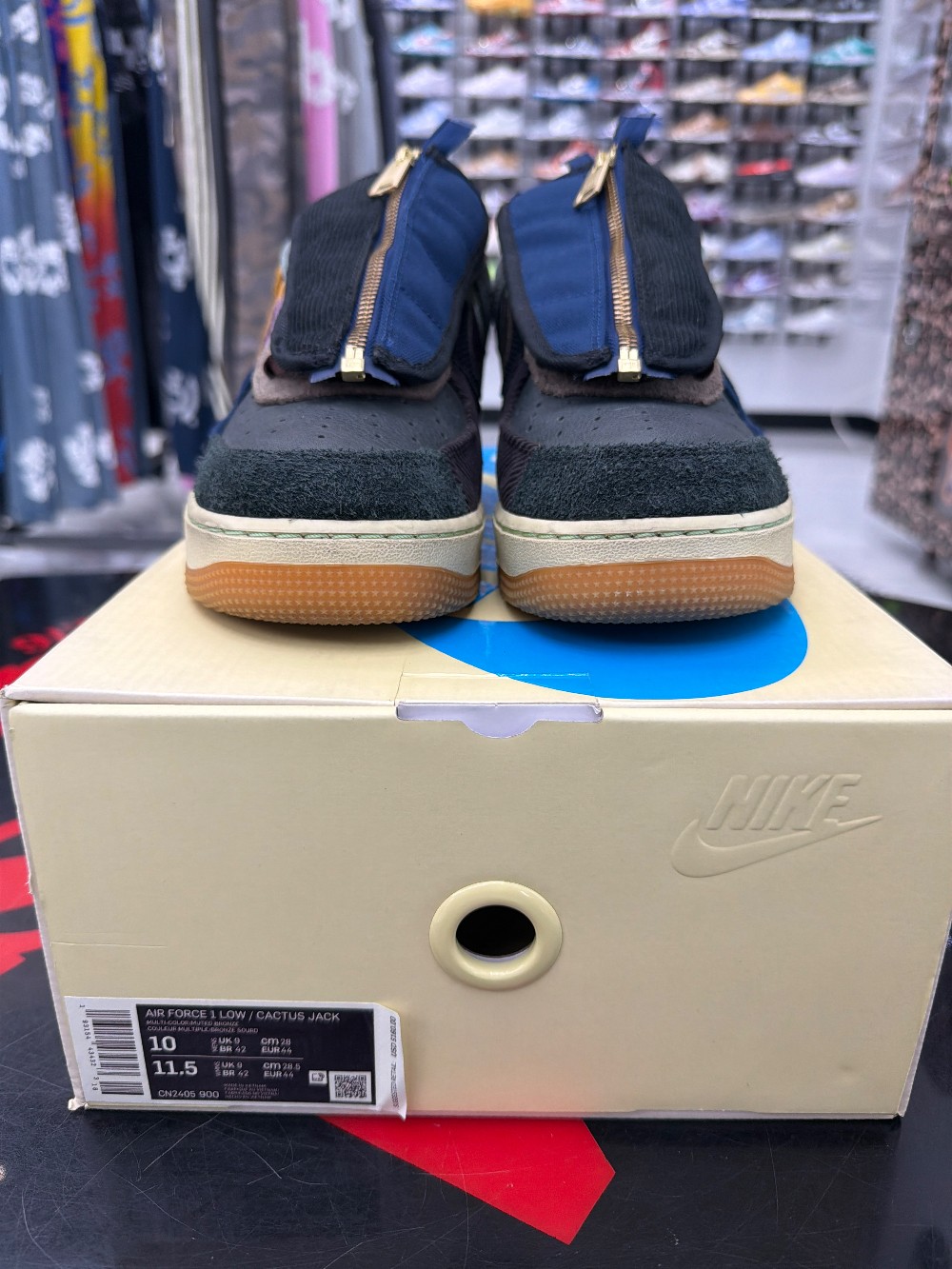 *USED* NIKE AIR FORCE 1 X TRAVIS SCOTT - CACTUS JACK