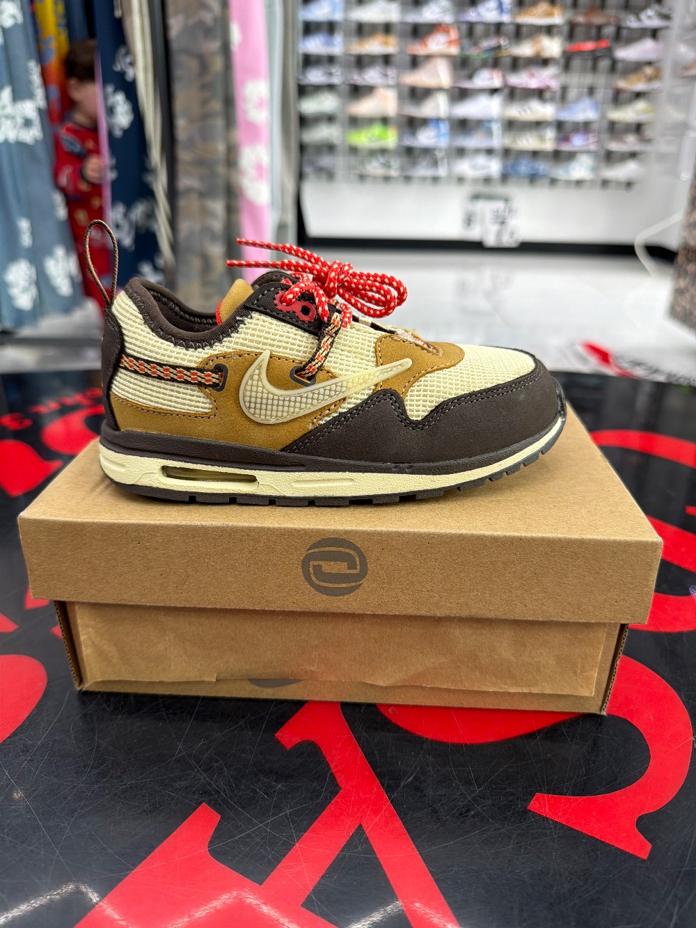 NIKE AIR MAX 1 X TAVIS SCOTT (TD) - BAROQUE BROWN