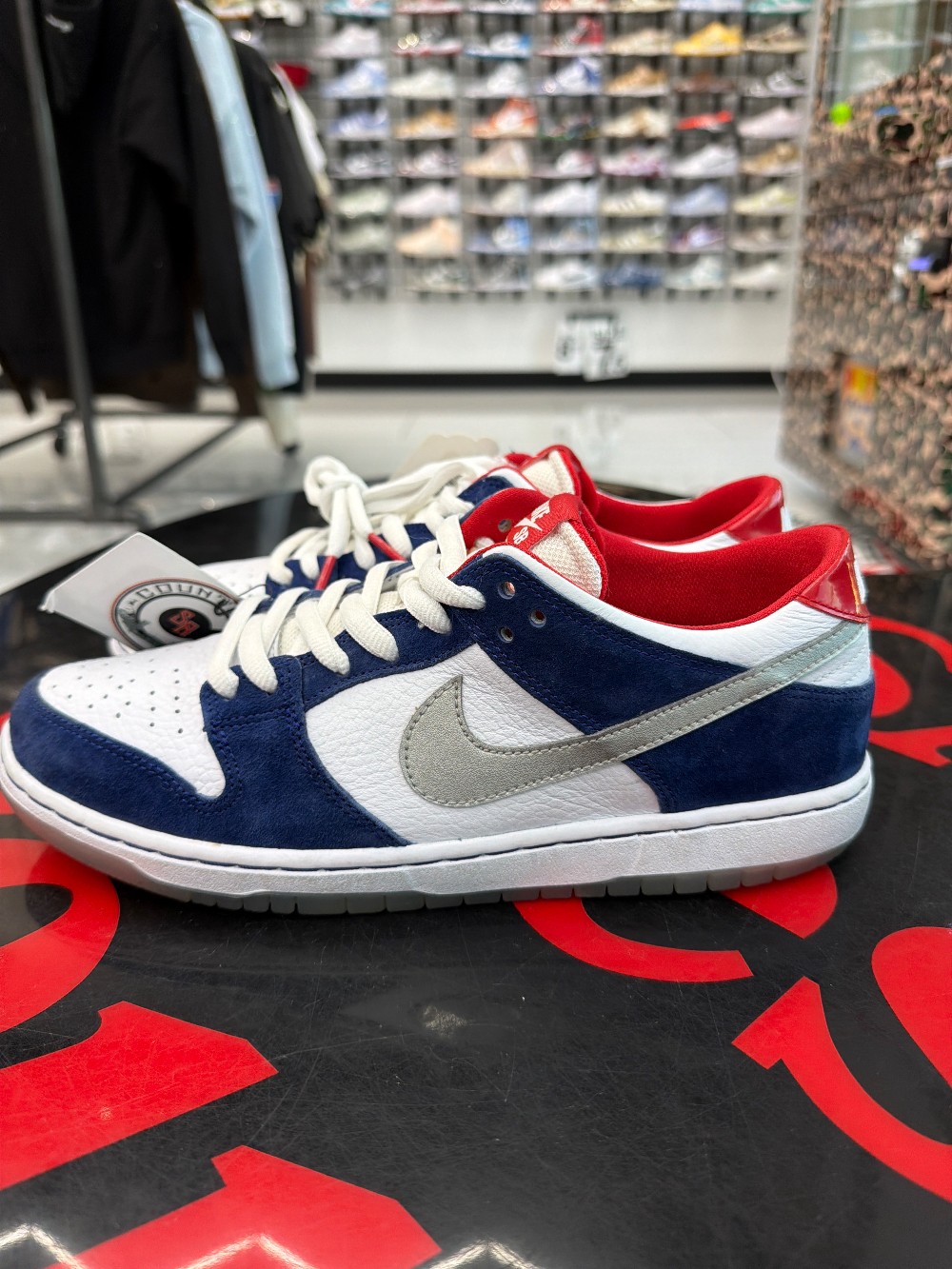 *USED/NO BOX* NIKE SB - BMW ISHOD WAR BLUE RED