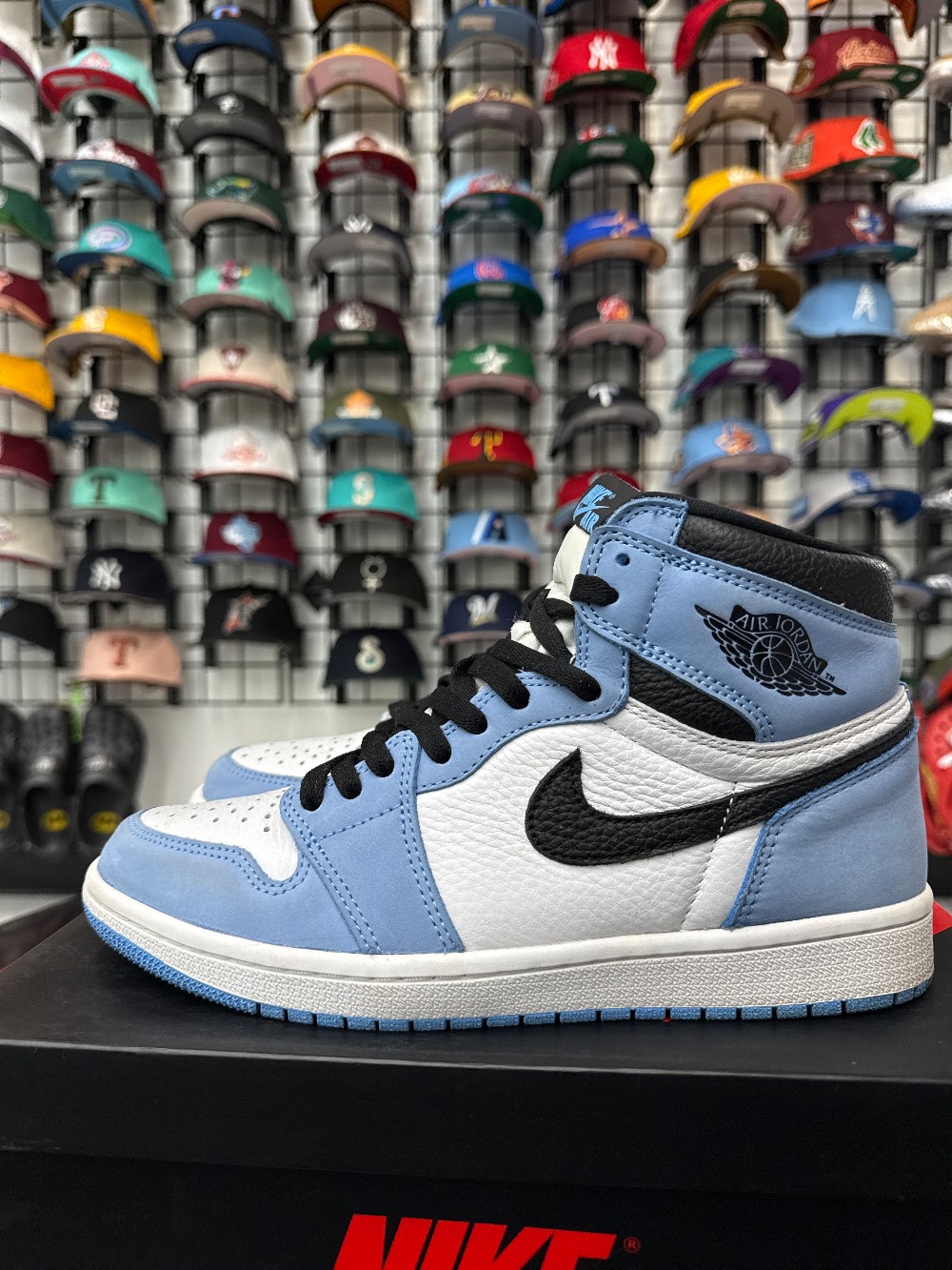 *USED* AJ 1 - UNIVERSITY BLUE