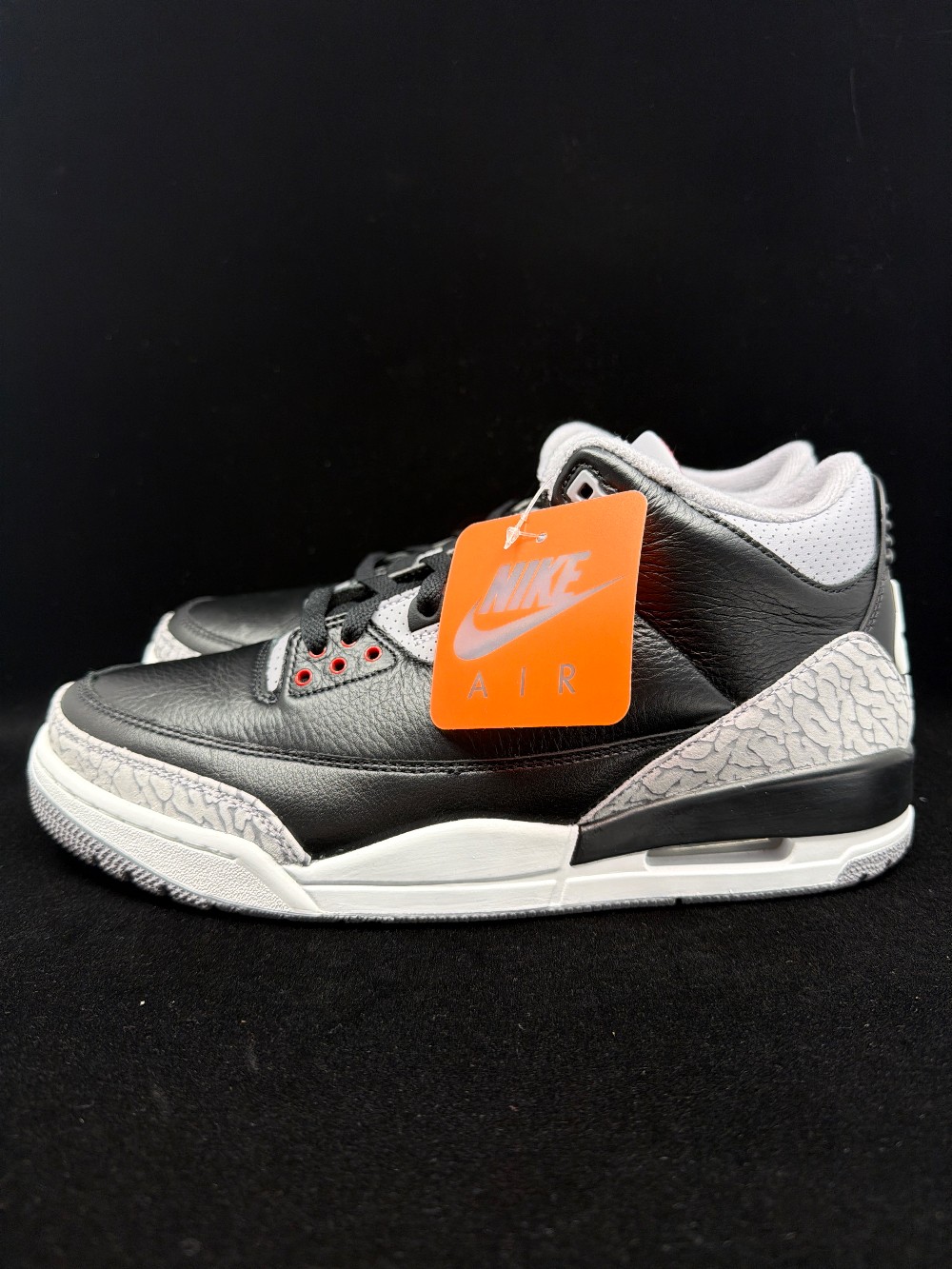 AJ 3 - BLACK CEMENT (2024)