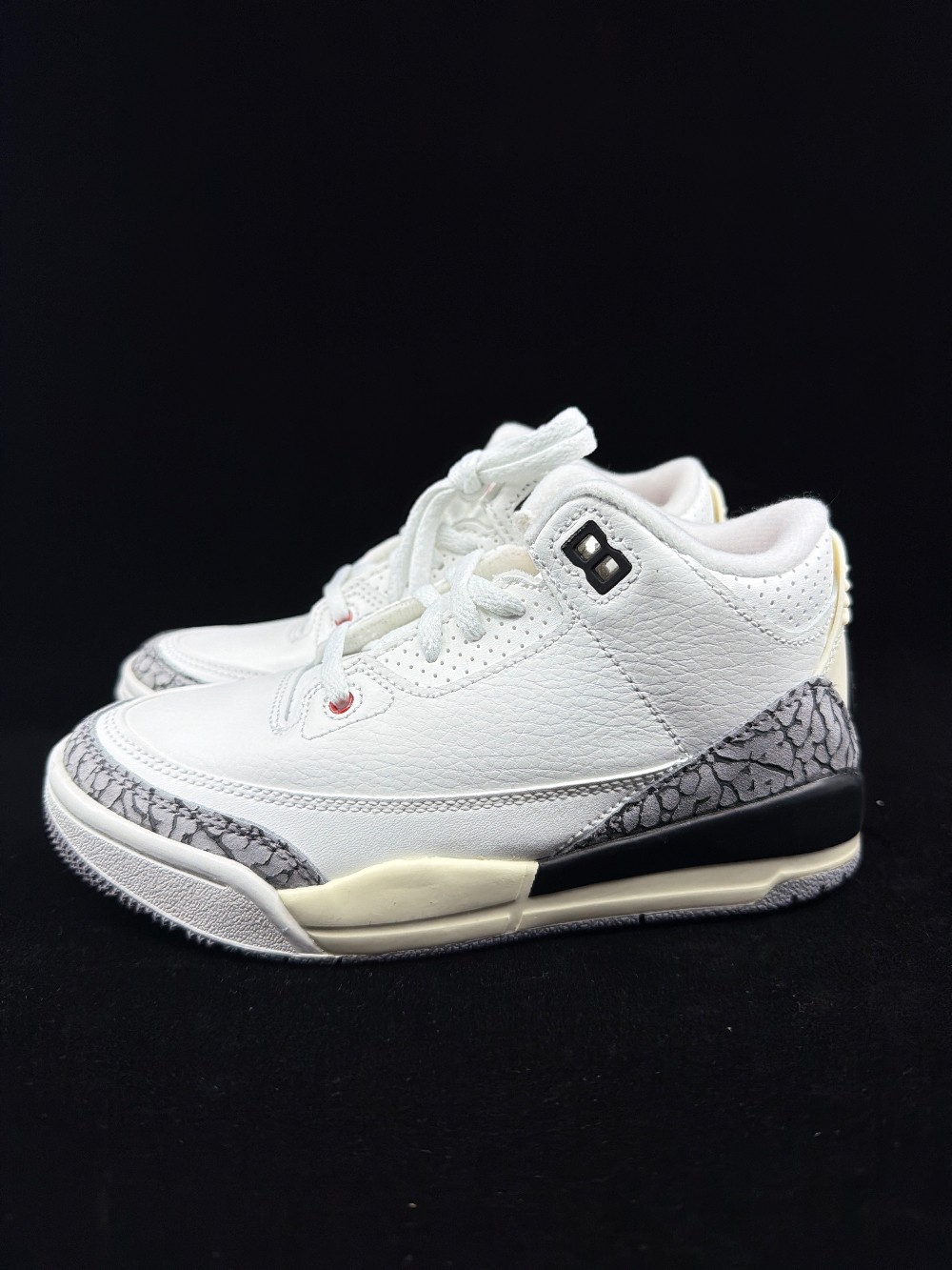 AJ 3 (PS) - WHITE CEMENT REIMAGINED