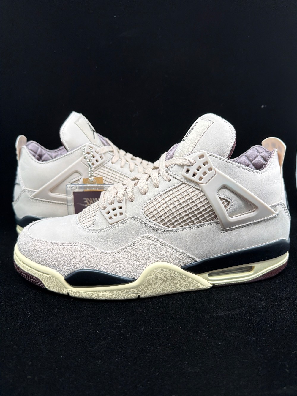 *USED* AJ 4 X A MA MANIERE (W) - WHILE YOU WERE SLEEPING