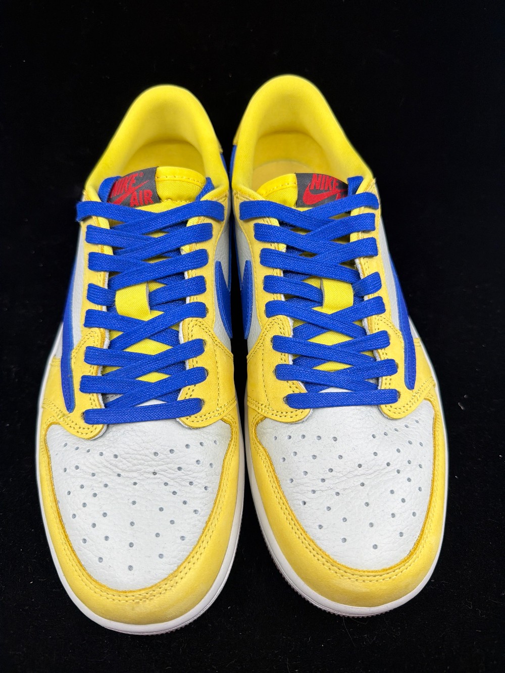 *USED* AJ 1 LOW X TRAVIS SCOTT (W) - CANARY