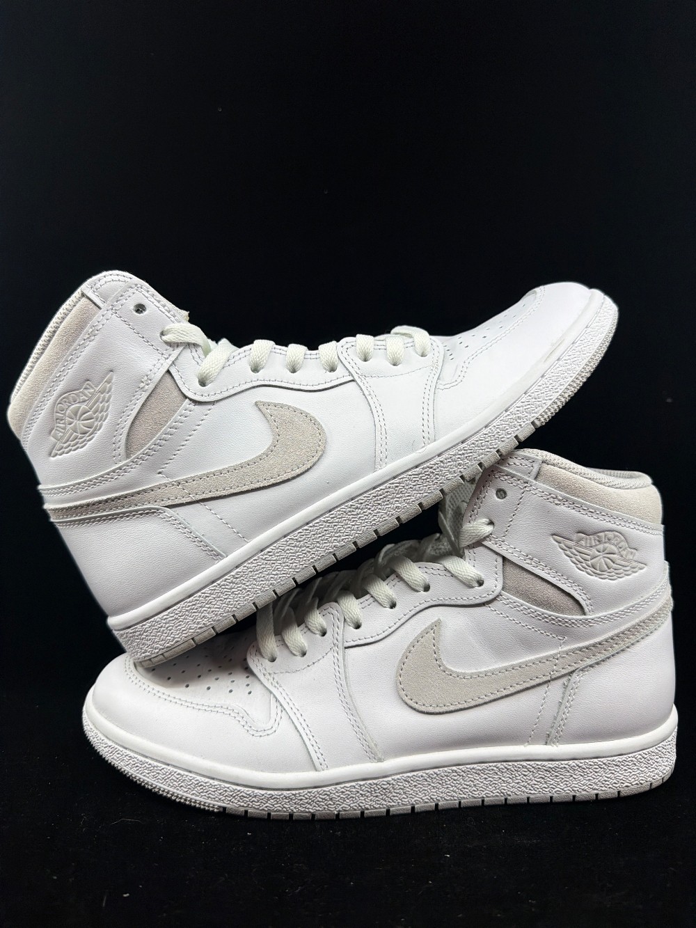 *USED* AJ 1 '85 - NEUTRAL GREY