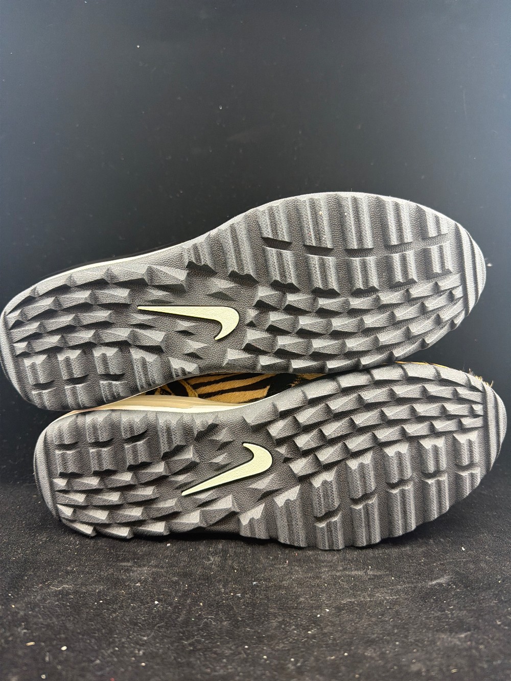 *VNDS* NIKE AIR MAX 1 X GOLF - TIGER