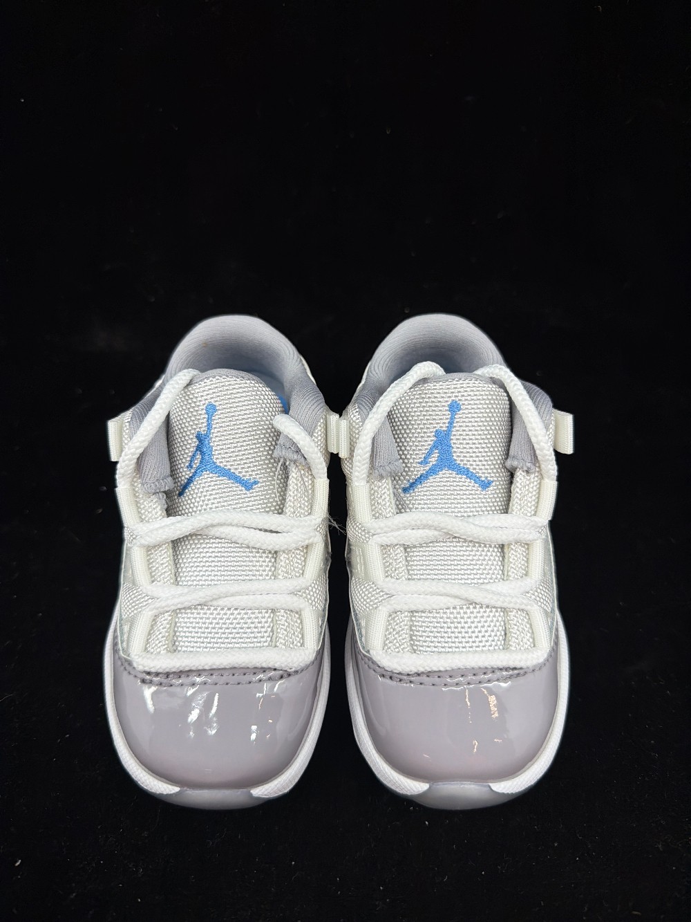 AJ 11 LOW (TD) - CEMENT GREY