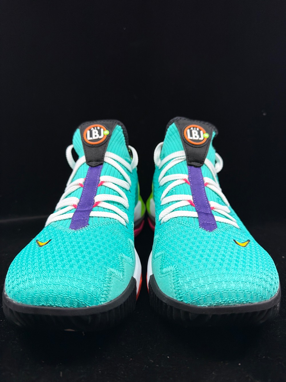 NIKE LEBRON 16 LOW - AIR MAX TRAINER 2