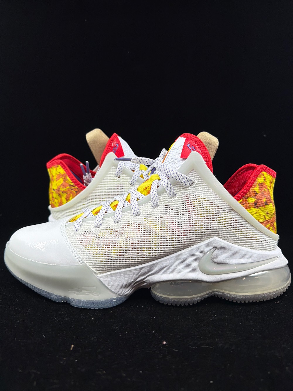 *VNDS* NIKE LEBRON 19 LOW - MAGIC FRUITY PEBBLES