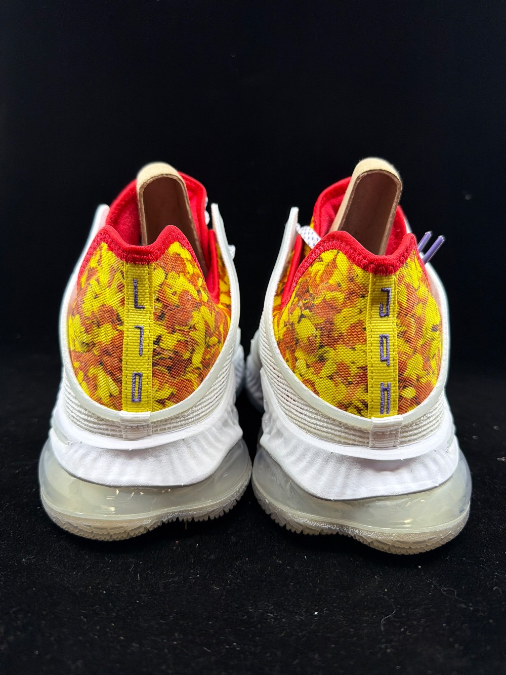 *VNDS* NIKE LEBRON 19 LOW - MAGIC FRUITY PEBBLES