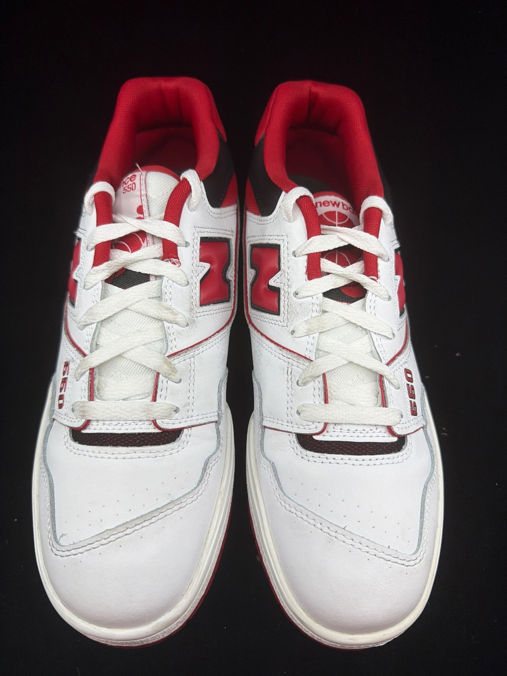 *USED* NEW BALANCE 550 - WHITE RED