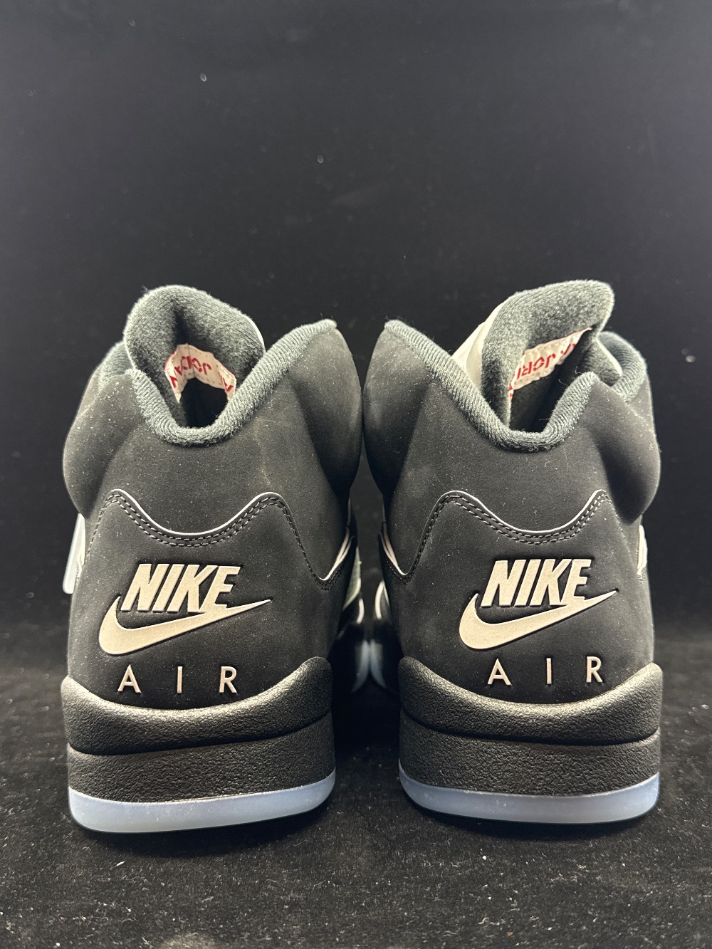 AJ 5 - BLACK METALLIC REIMAGINED