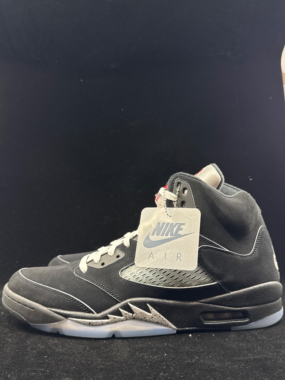 AJ 5 - BLACK METALLIC REIMAGINED