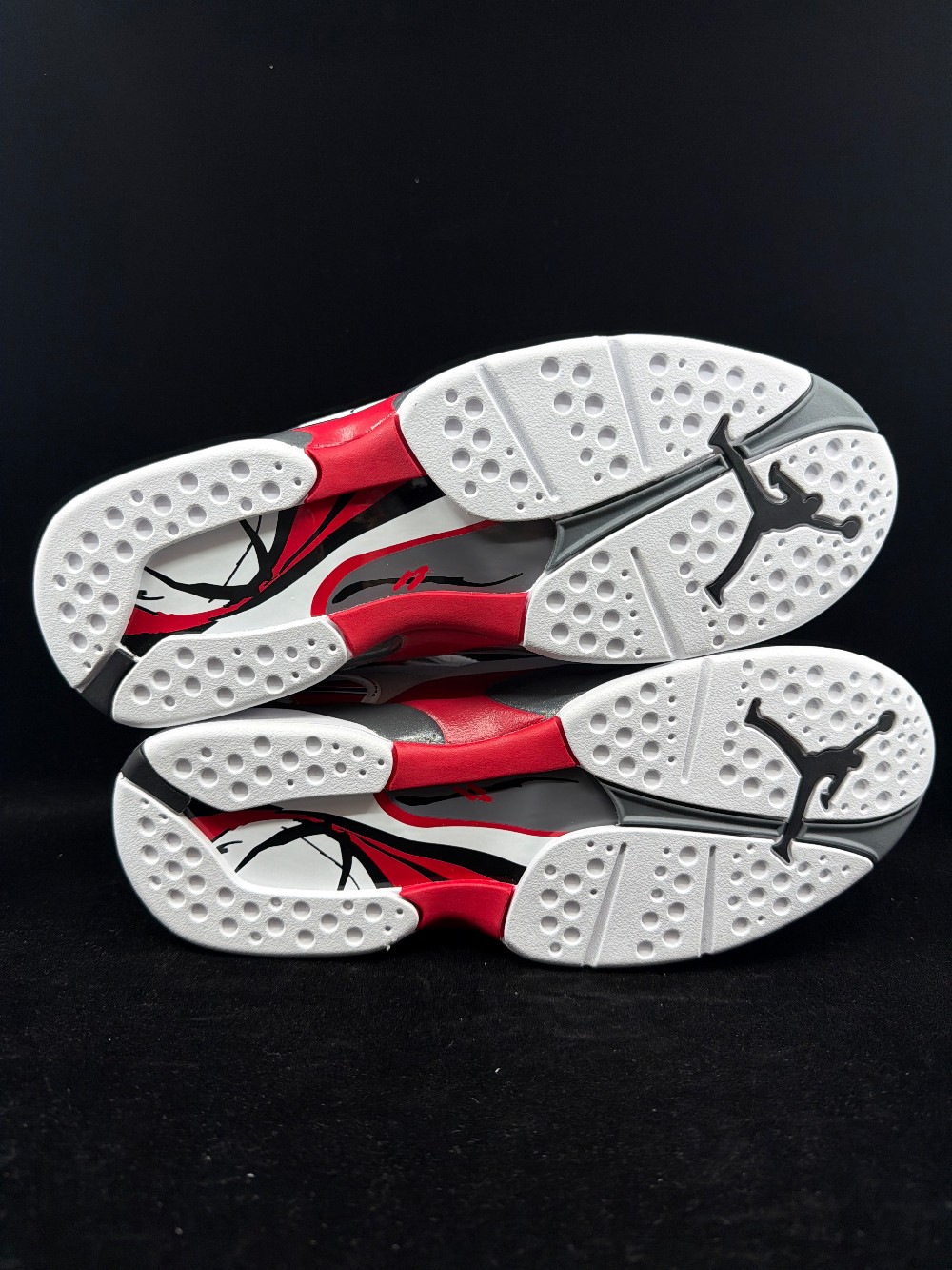 AJ 8 - BUGS BUNNY (2025)