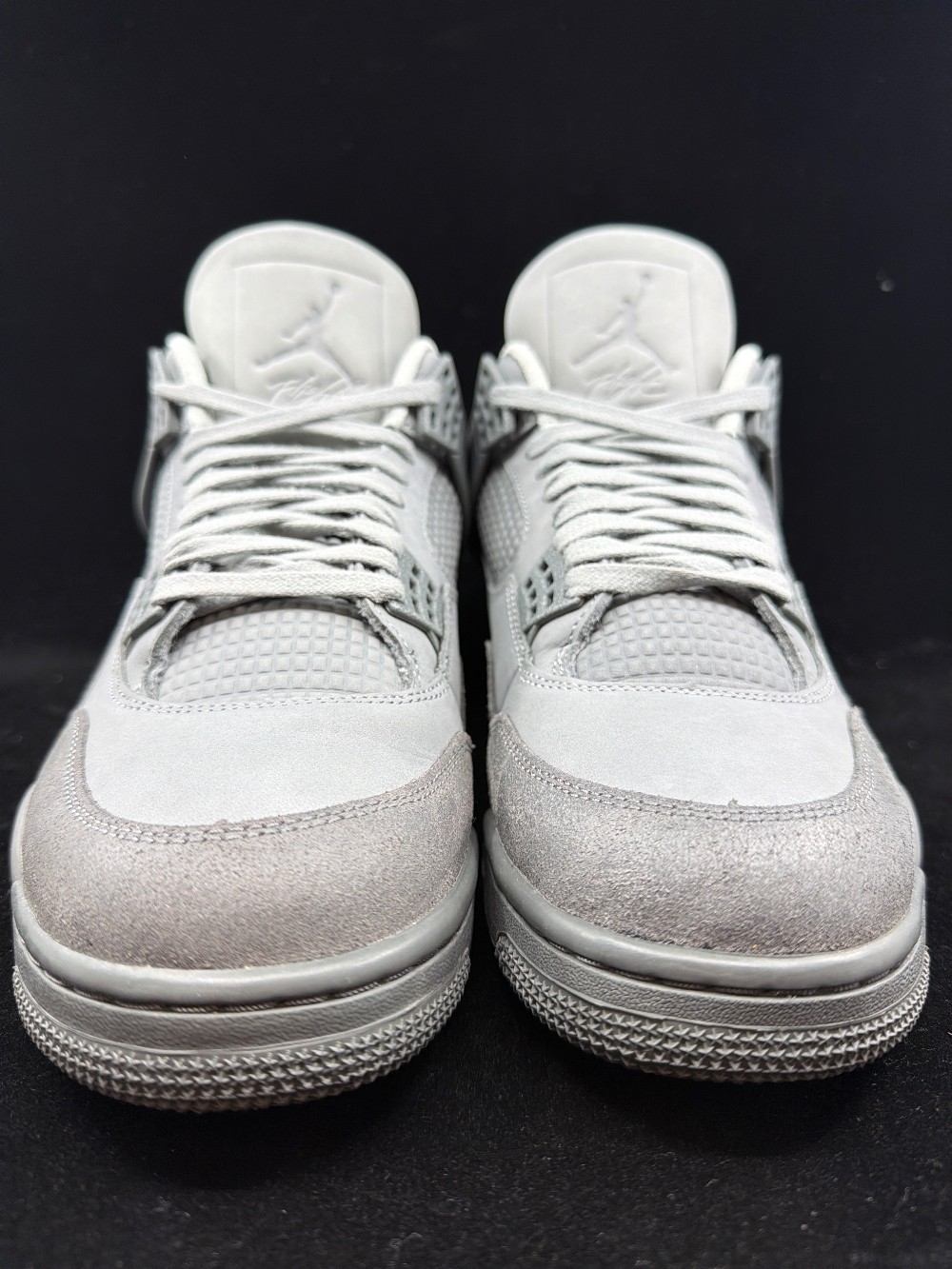 *USED* AJ 4 - PARIS WET CEMENT