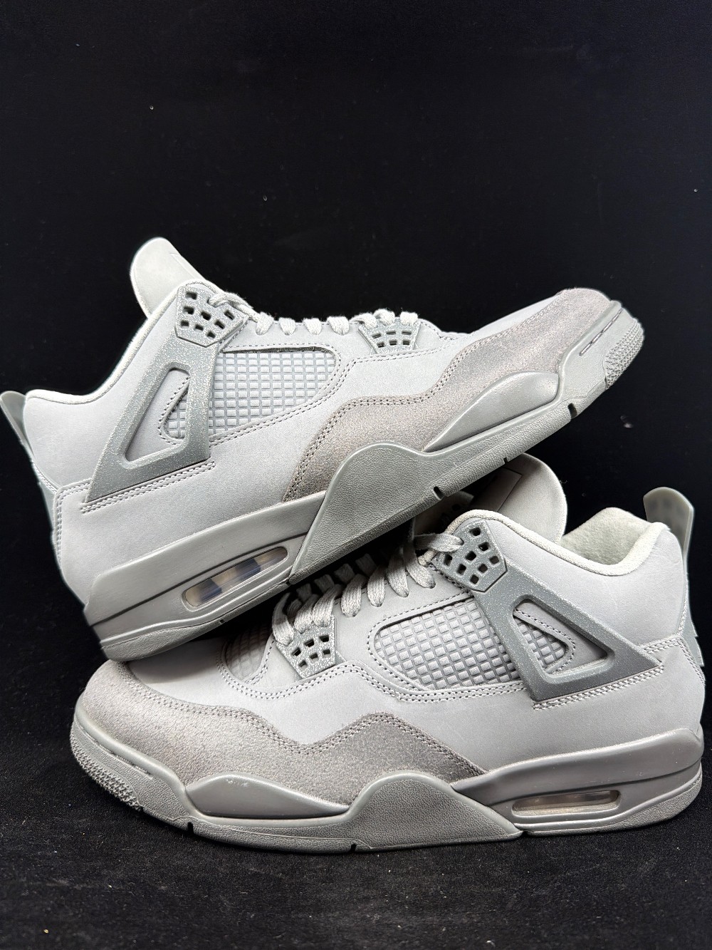 *USED* AJ 4 - PARIS WET CEMENT