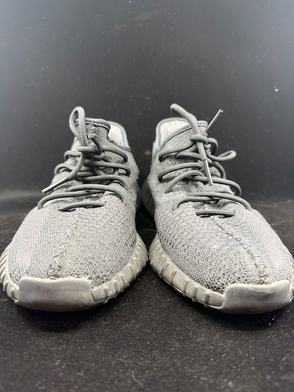 *USED* YEEZY BOOST 350 VS - ONYX