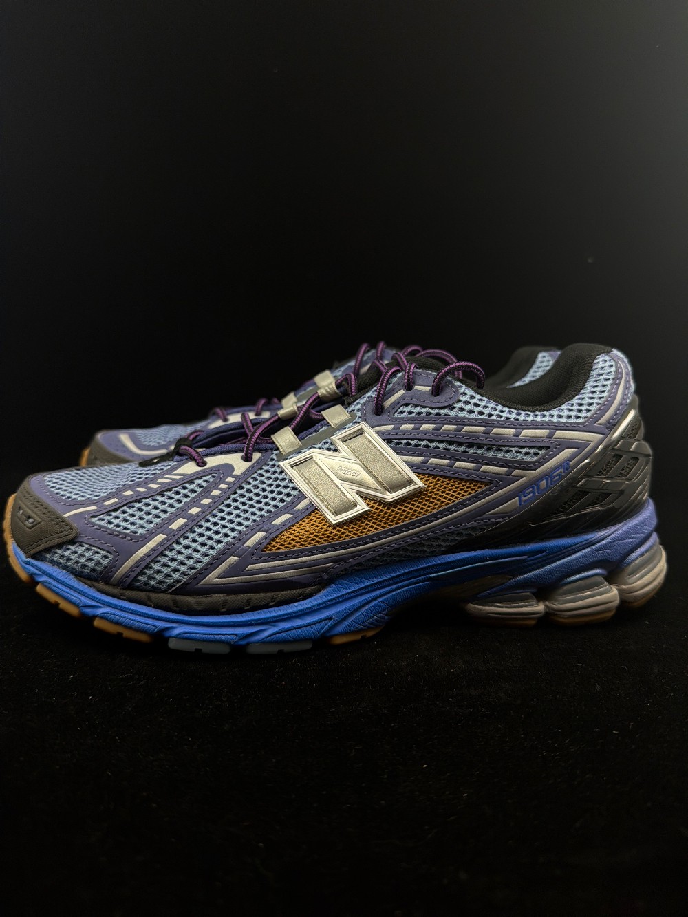 *USED* NEW BALANCE 1906R - ACTION BRONSON