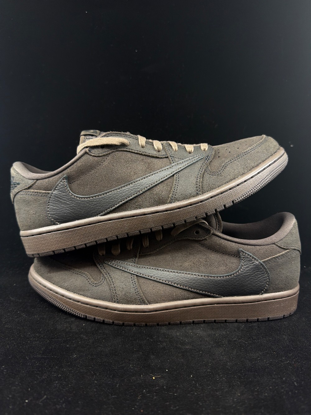 *VNDS/NO BOX*AJ 1 LOW X TRAVIS SCOTT - VELVET BROWN