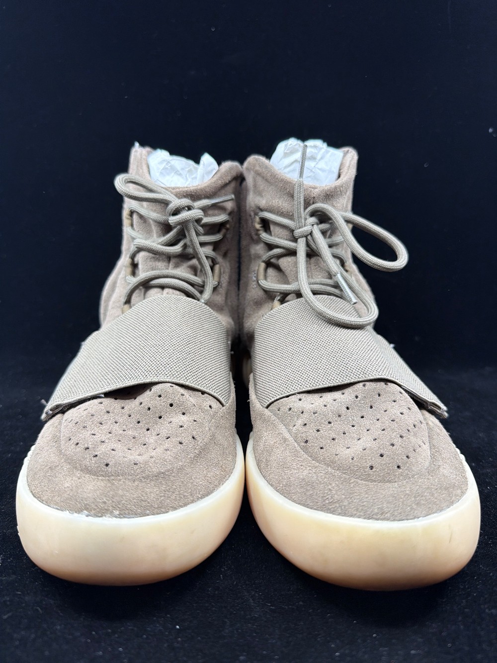 *USED/NO BOX* YEEZY 750 BOOST - CHOCOLATE